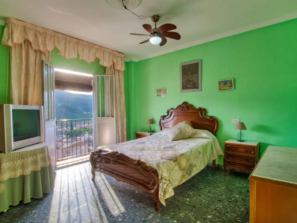 Habitación de Casa o chalet en venta en Benamargosa con Terraza y Balcón