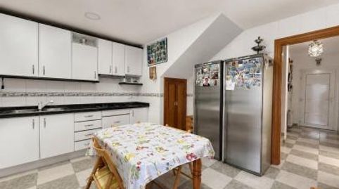 Foto 4 de Casa o chalet en venta en Arrayanes, 49, Fuente Vaqueros, Granada