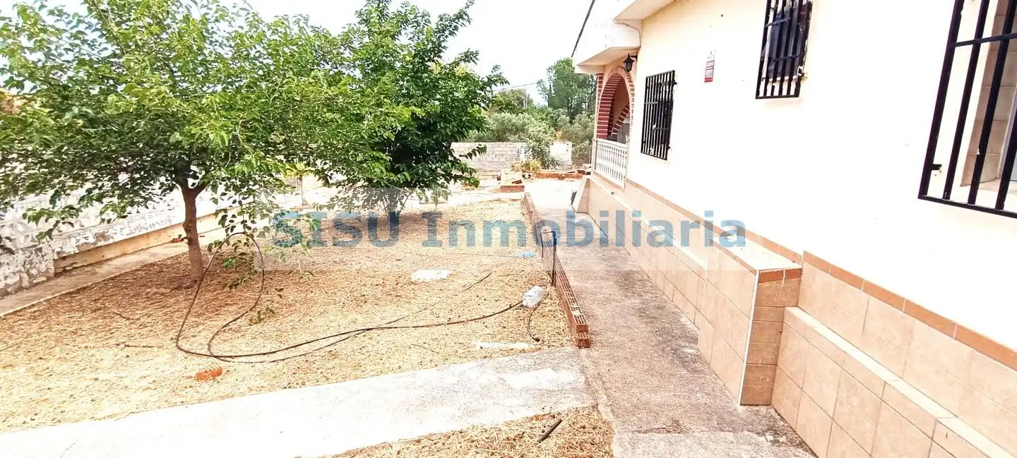 Finca rústica en venda en Pedralba amb Jardí privat, Terrassa i Piscina