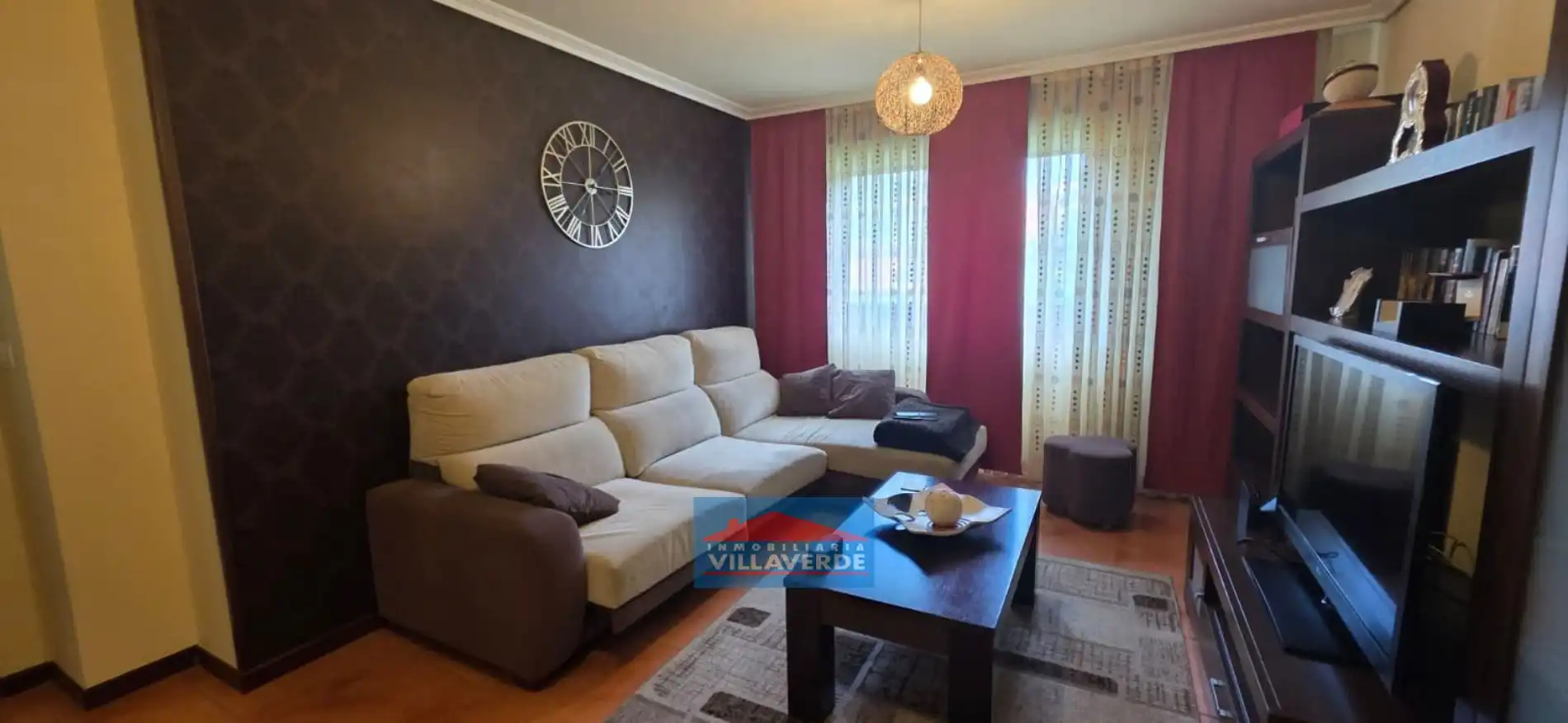 Living room of Flat for sale in Cangas   with Heating, Storage room and Furnished