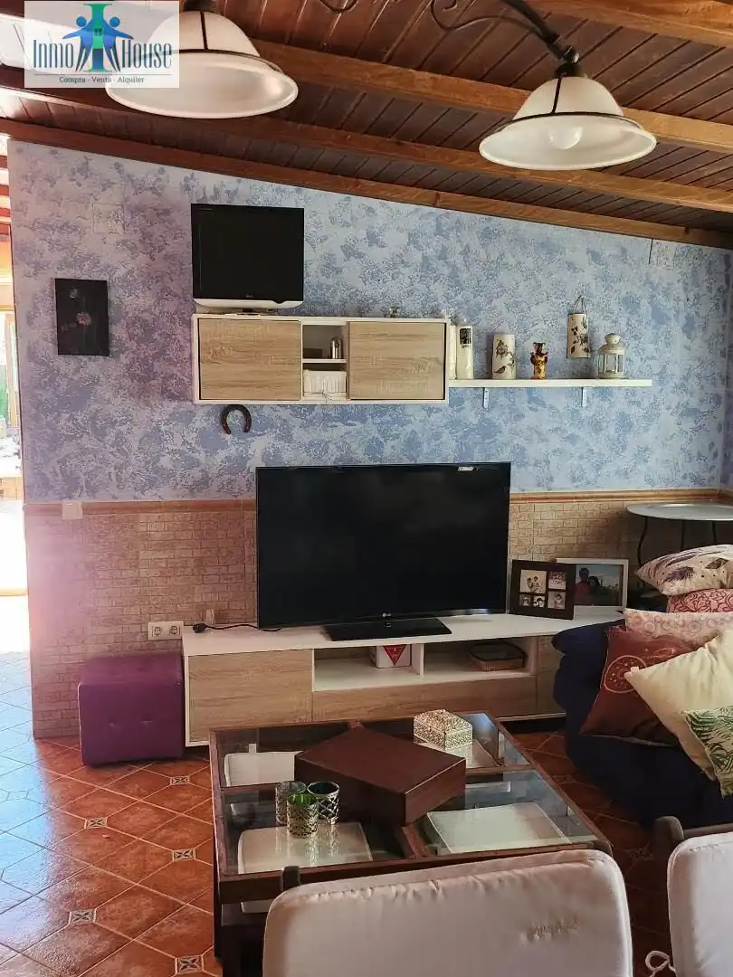 Sala de estar de Casa o chalet en venta en Albacete con Aire acondicionado, Trastero y Piscina comunitaria