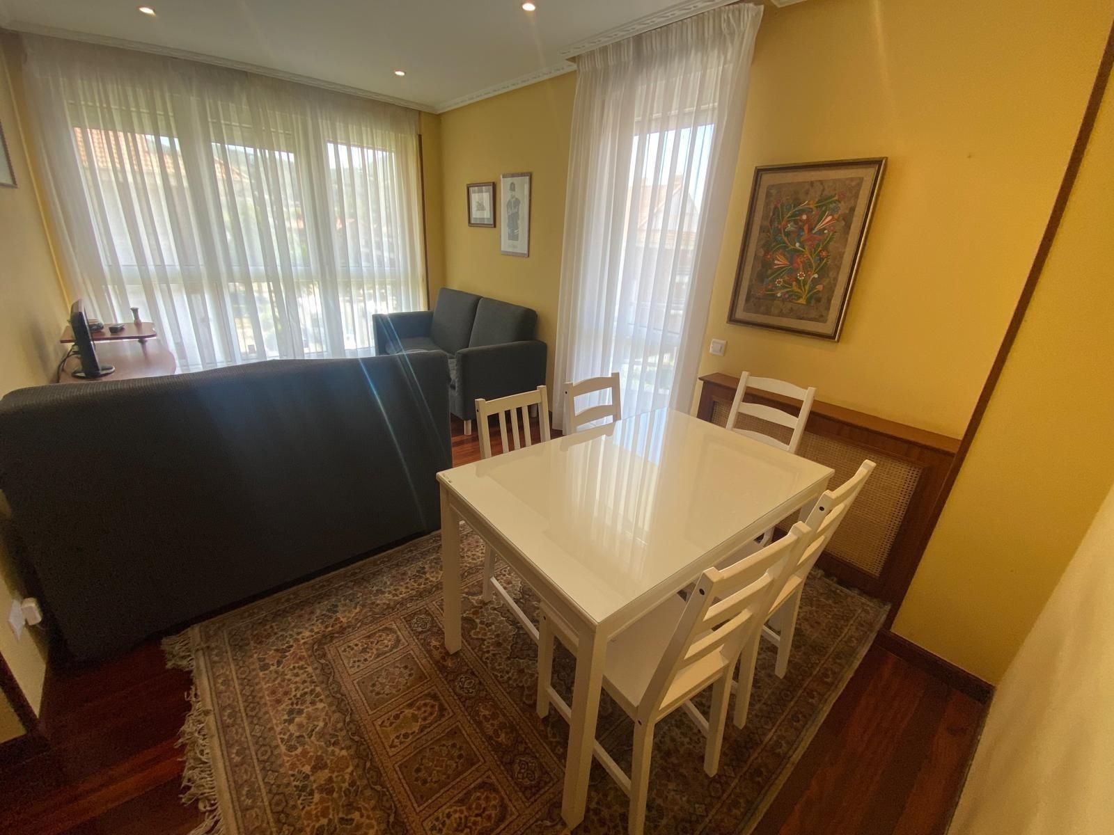 Menjador de Pis de lloguer en Santoña amb Terrassa, Traster i Balcó