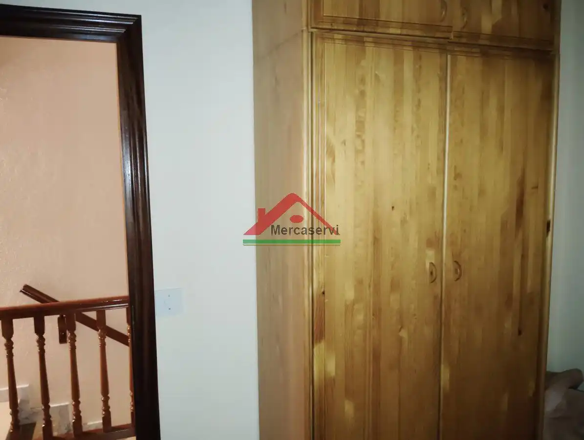 Dormitori de Casa o xalet en venda en San Rafael del Río amb Calefacció i Moblat