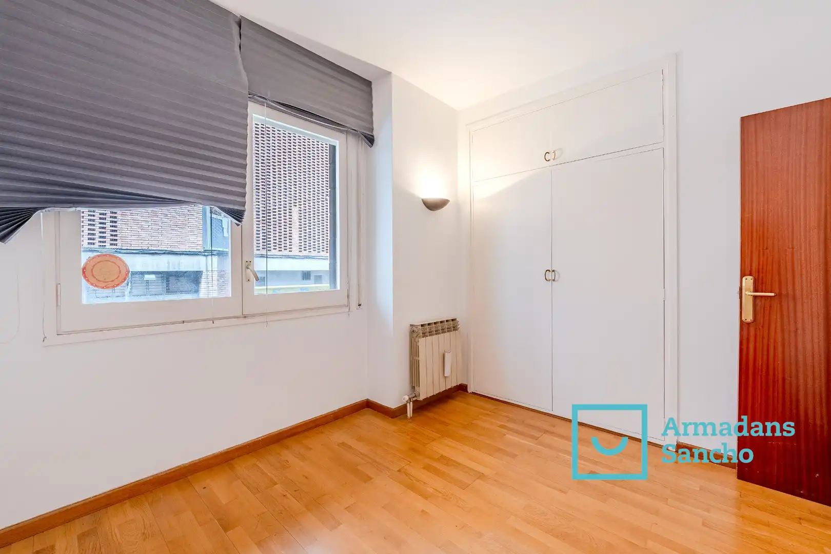 Bedroom of Flat for sale in Barcelona  with Parquet flooring and Balcony
