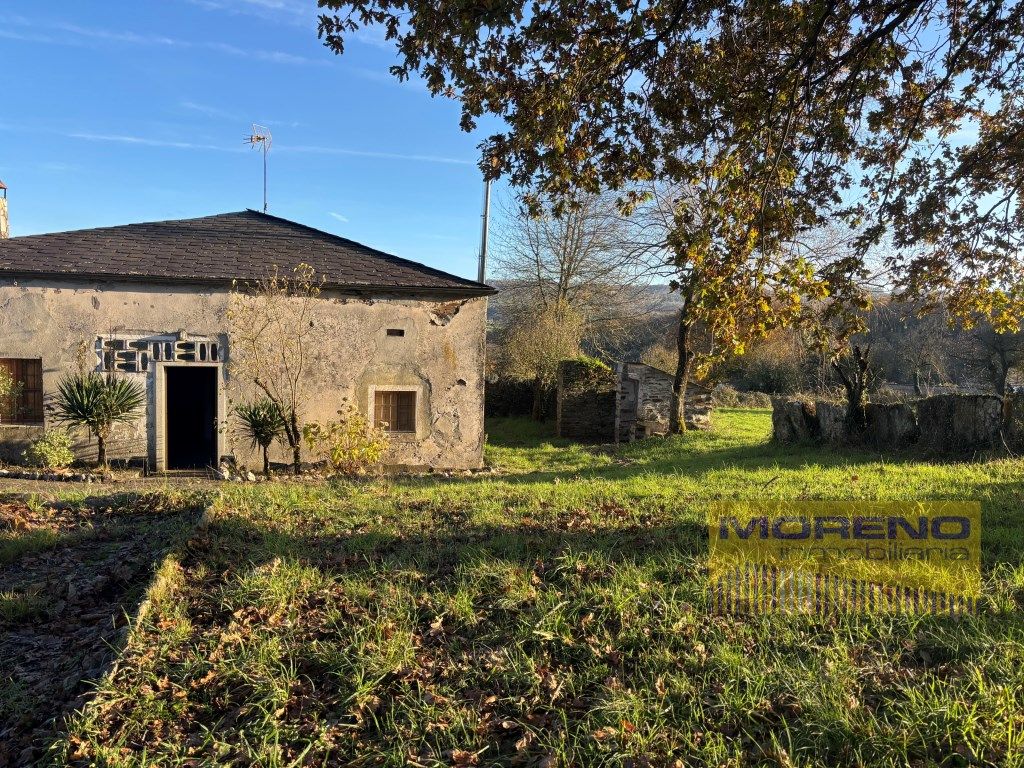 Country house for sale in Sarria