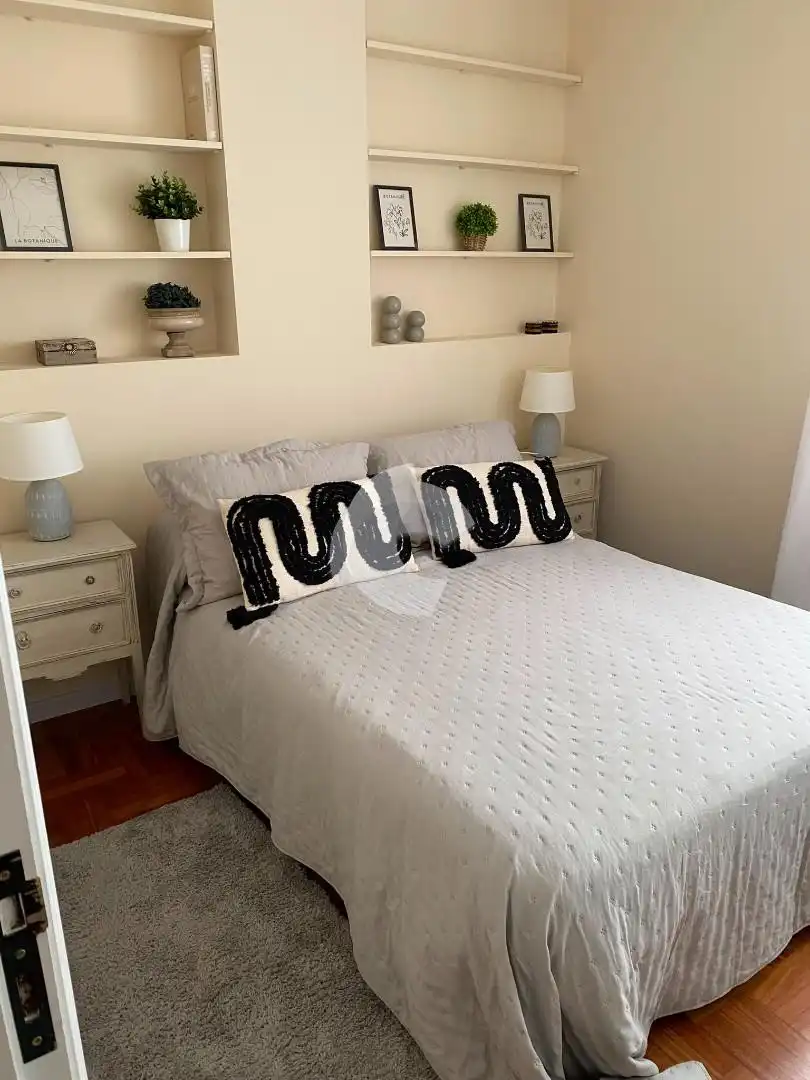 Schlafzimmer von Wohnung zur Miete in Baiona