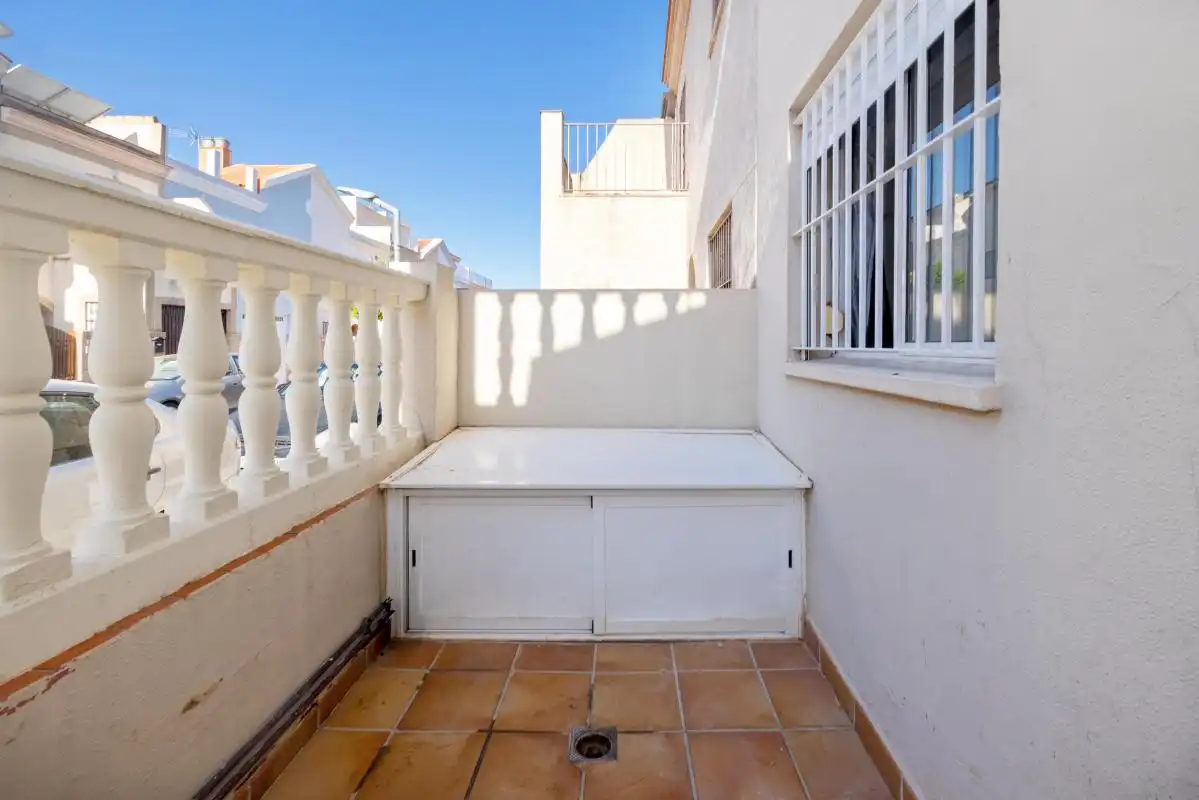 Terraza de Casa adosada en venta en Valencina de la Concepción con Aire acondicionado, Calefacción y Terraza