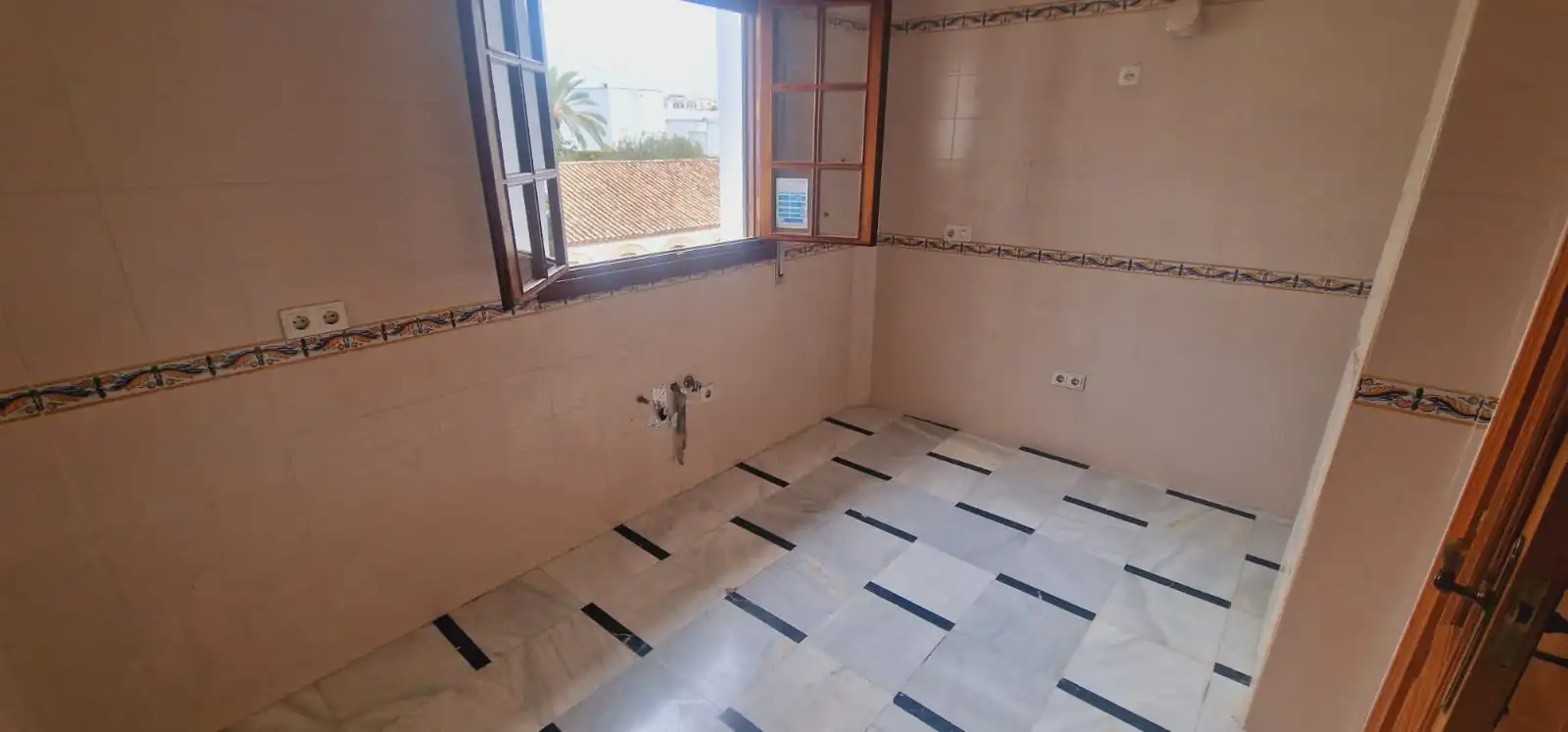 Dormitori de Casa o xalet en venda en Córdoba amb Aire condicionat, Calefacció i Jardí privat