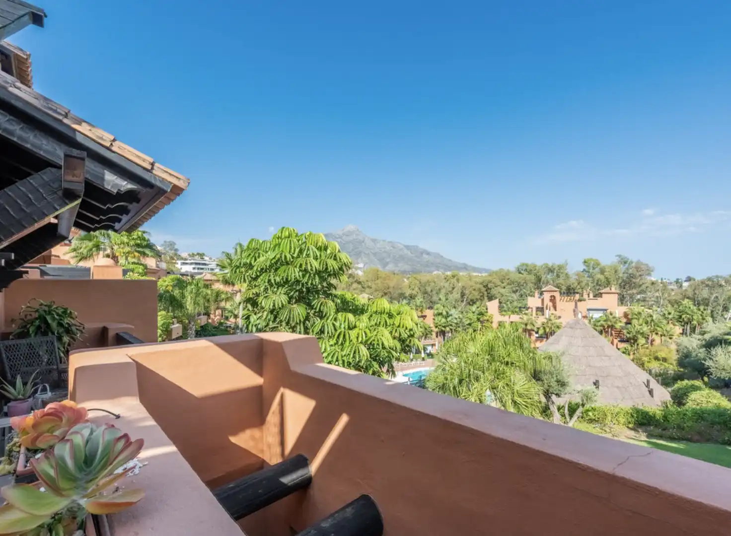 Penthouse with pool for sale in Nueva Andalucía, imagen 22