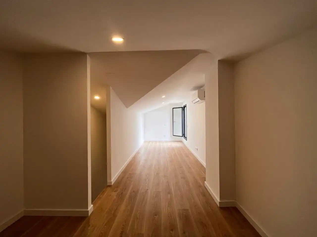 Maisonette mit Terrasse zur Miete in Calle Tinet Coronel Sagués, imagen 17