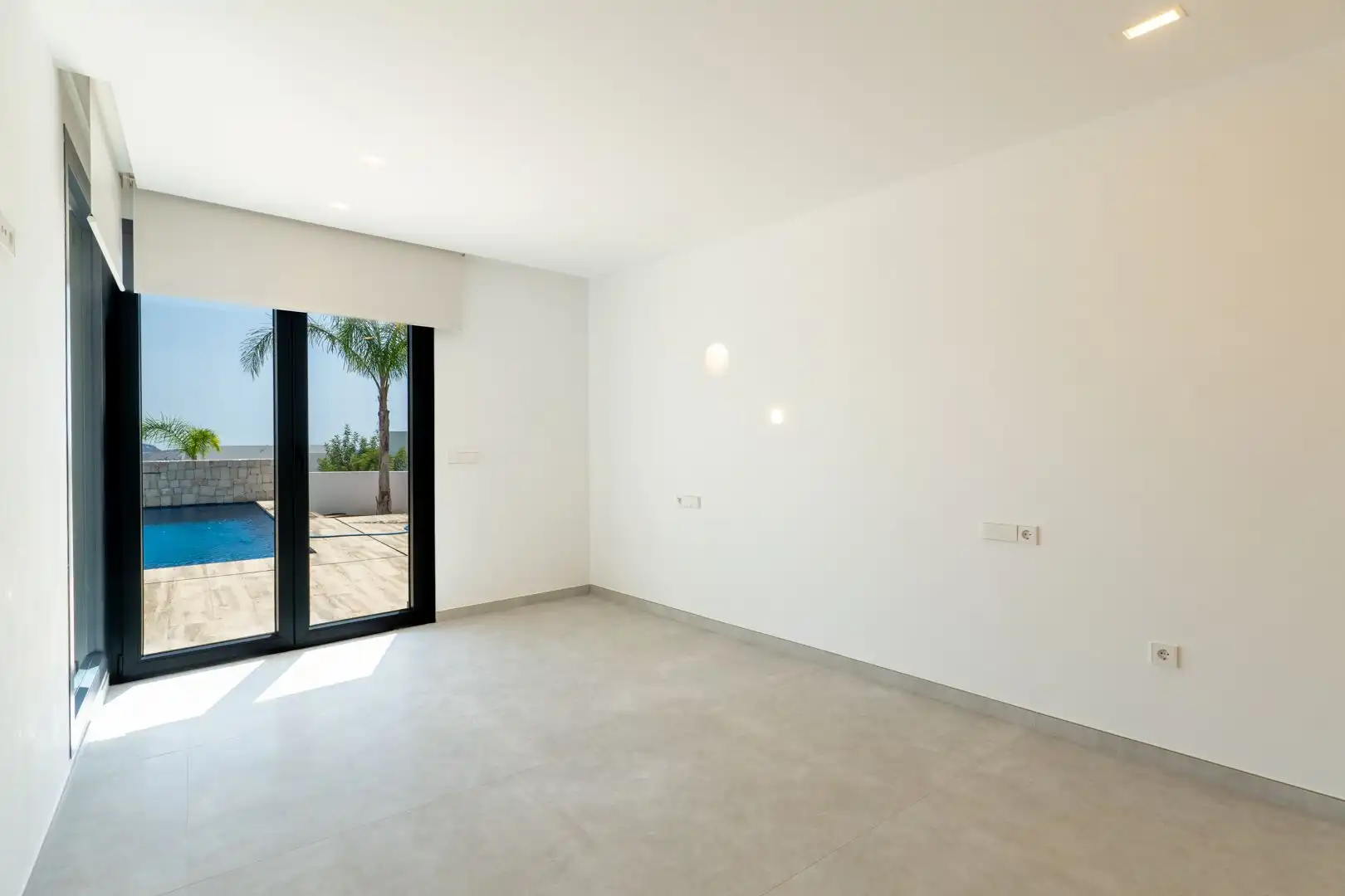 Haus oder Chalet zum Verkauf in Moraira mit Klimaanlage, Privatgarten und Terrasse