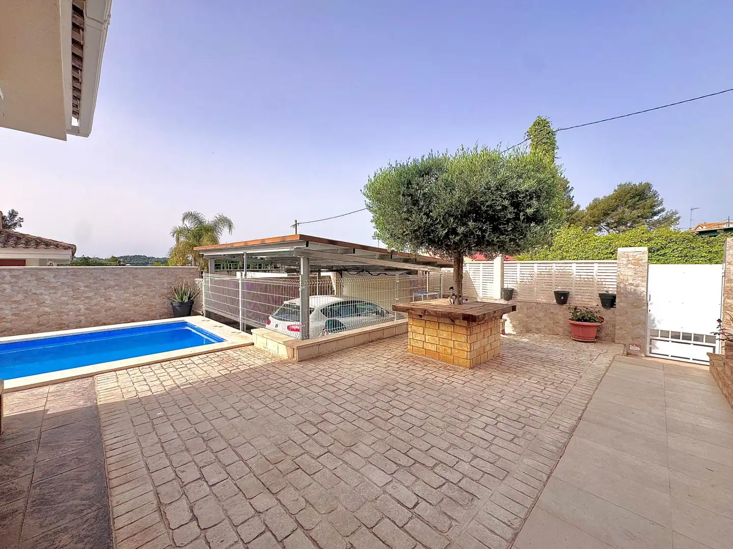 Piscina de Casa adosada en venta en Montserrat con Aire acondicionado, Jardín privado y Terraza