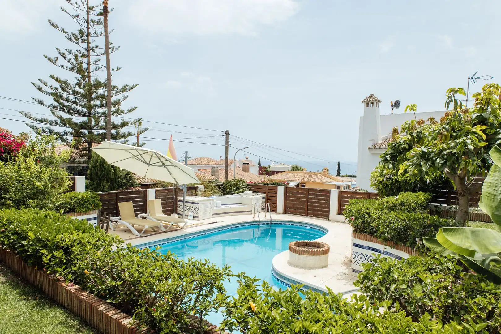 Swimming pool of Houses for rent in Vélez-Málaga  with Terrace
