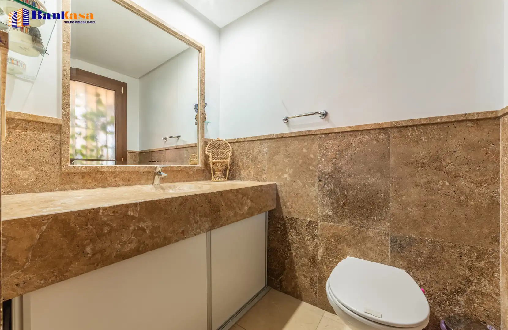 Baño de Casa adosada en venta en Marbella con Aire acondicionado, Jardín privado y Terraza