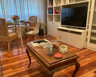 Living room of Flat to rent in Pontevedra Capital   with Heating, Parquet flooring and Terrace