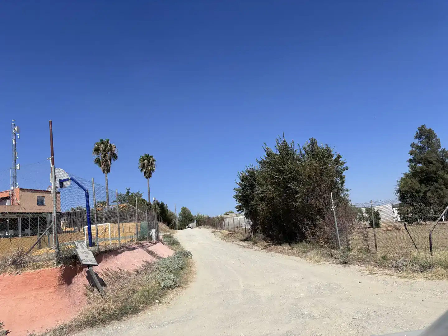 Casa o xalet en venda en Sanlúcar la Mayor amb Piscina
