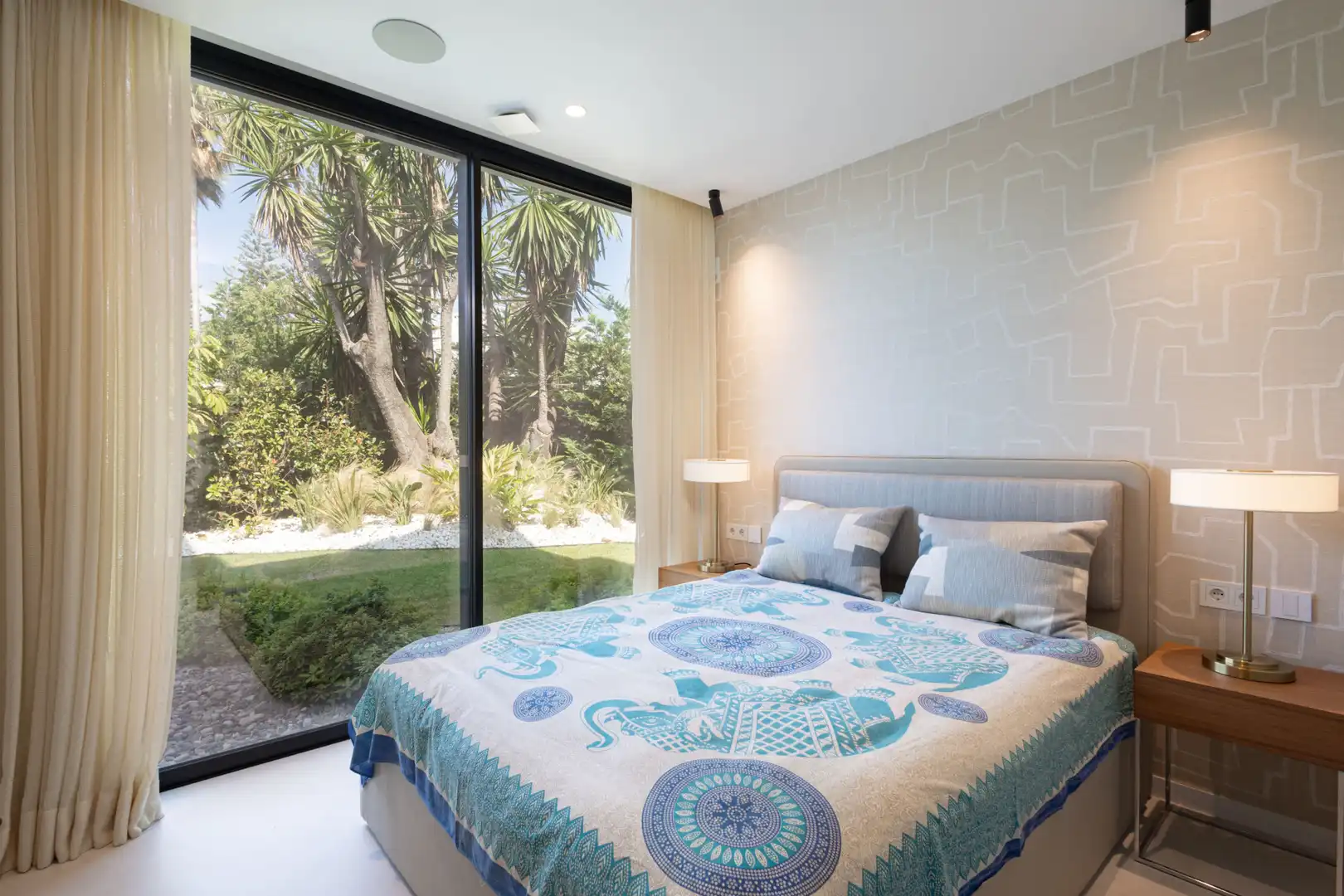Habitación de Casa o chalet en venta en Marbella con Aire acondicionado, Terraza y Trastero