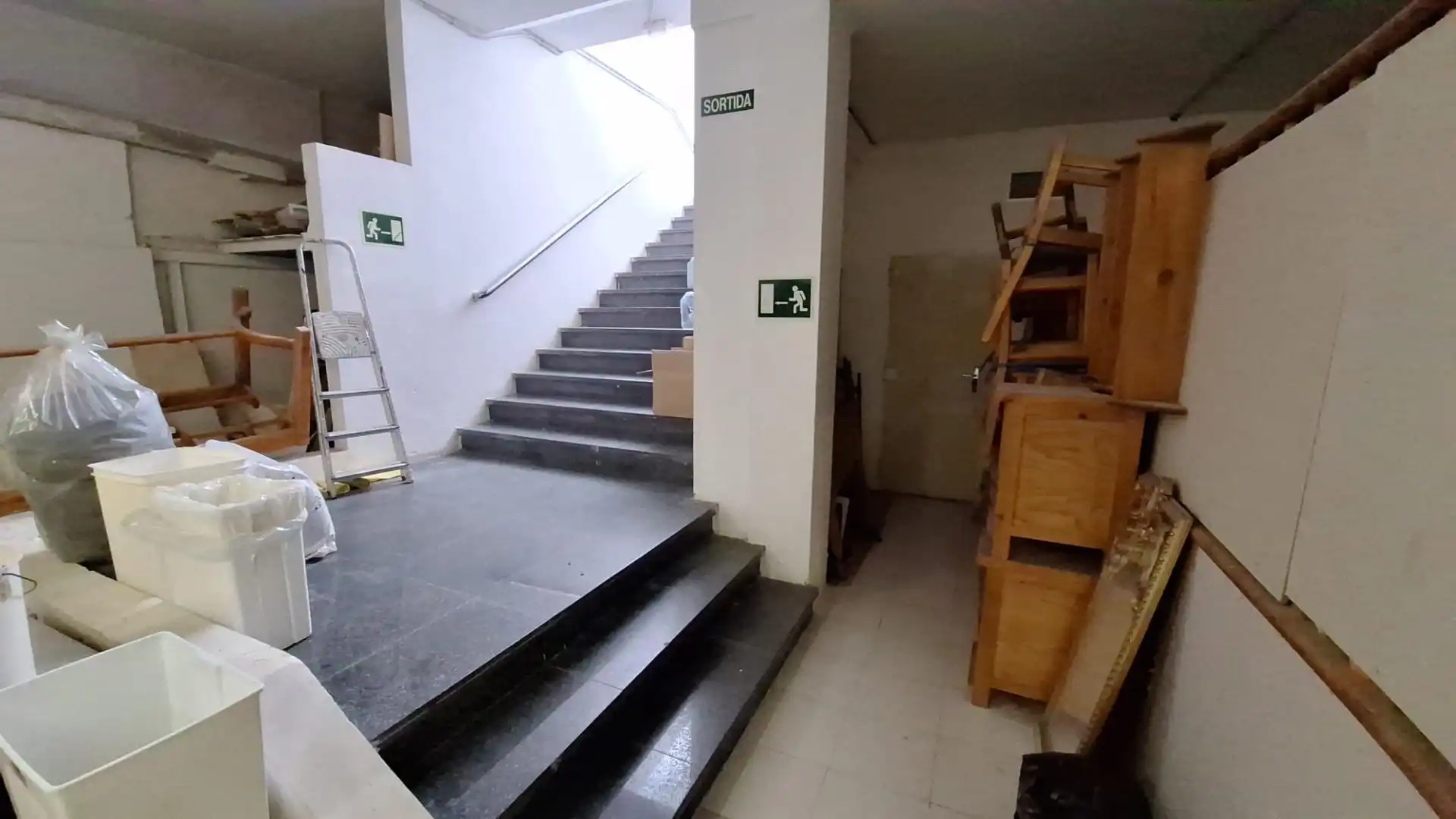 Business premises for sale in Poble, imagen 18