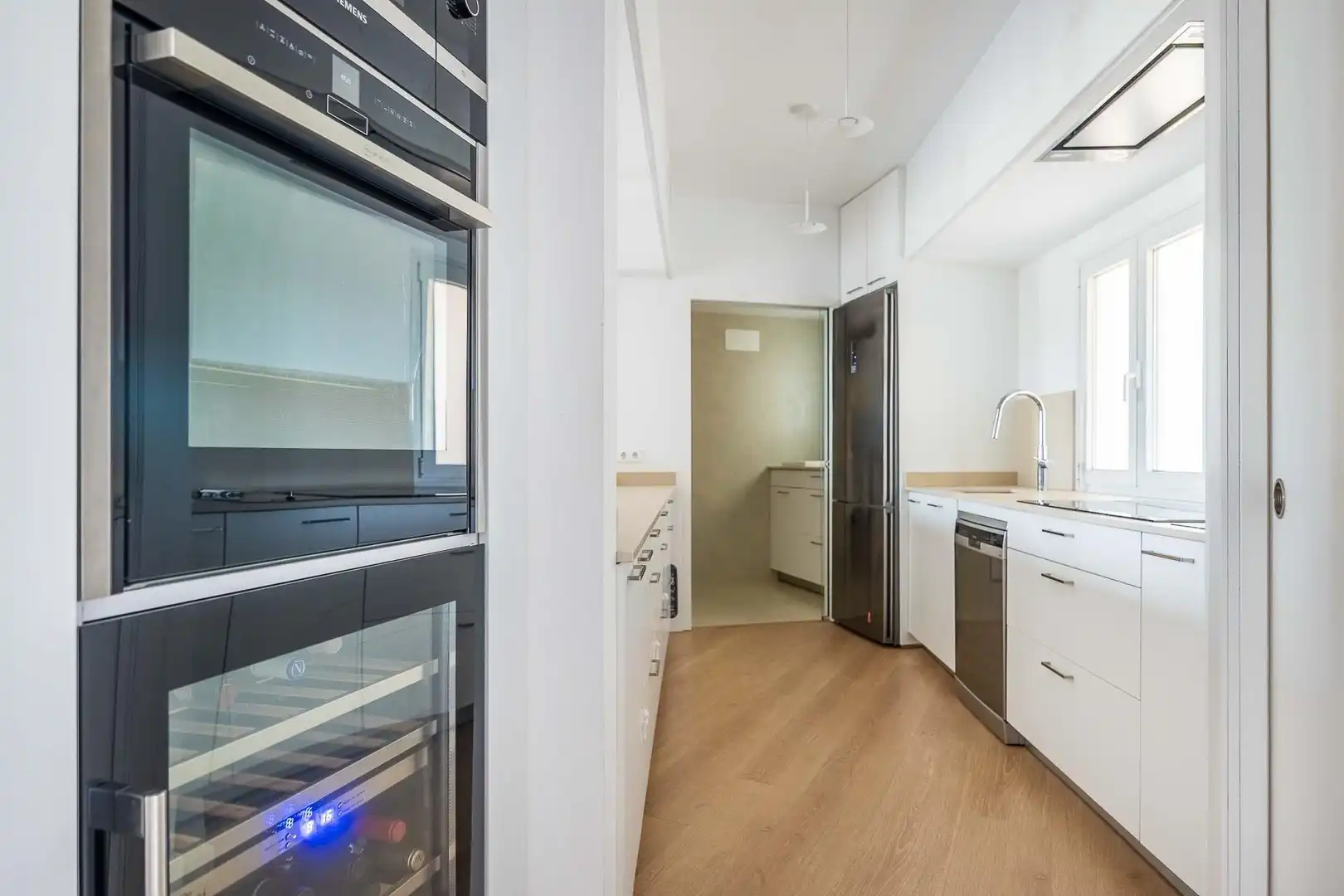 Kitchen of Flat for sale in Sevilla  with Air Conditioner, Heating and Private garden