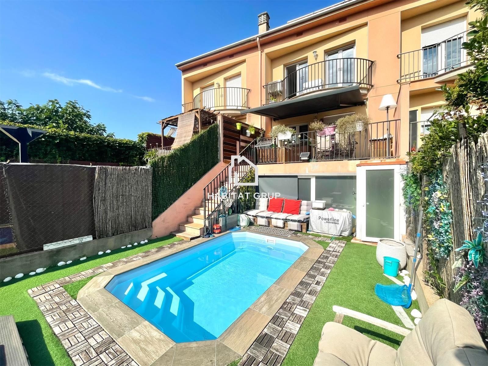 Exterior view of Single-family semi-detached for sale in Quart  with Air Conditioner, Heating and Private garden