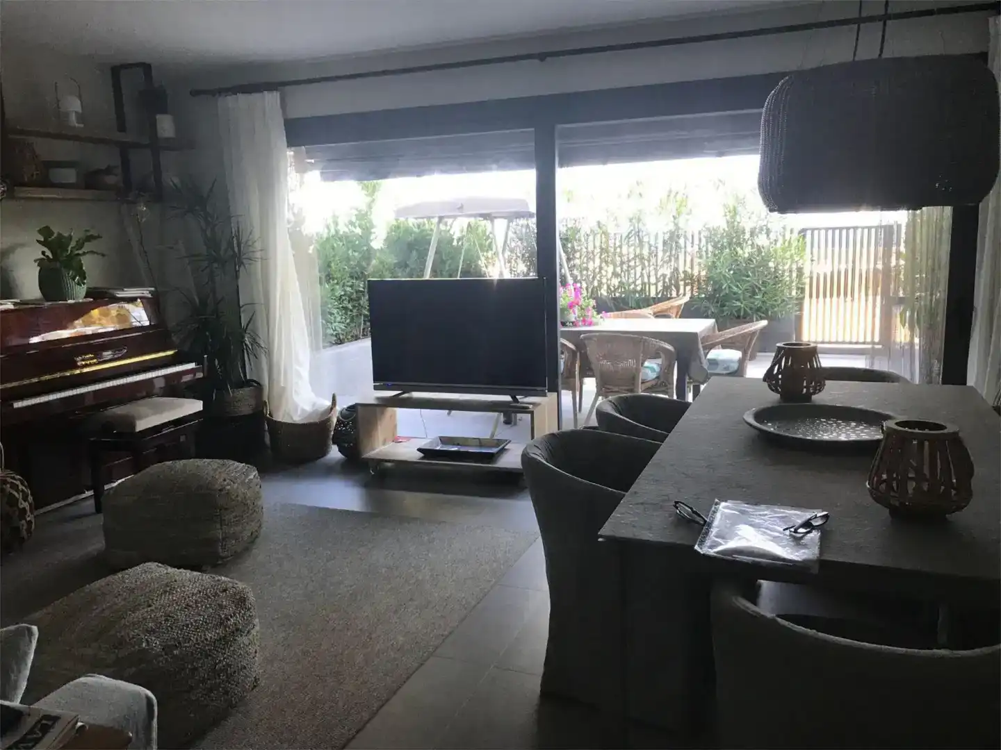 Living room of Detached homes for rent in Palamós  with Air Conditioner and Furnished