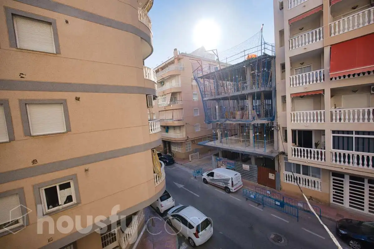 Exterior view of Study for sale in Torrevieja  with Air Conditioner, Parquet flooring and Furnished