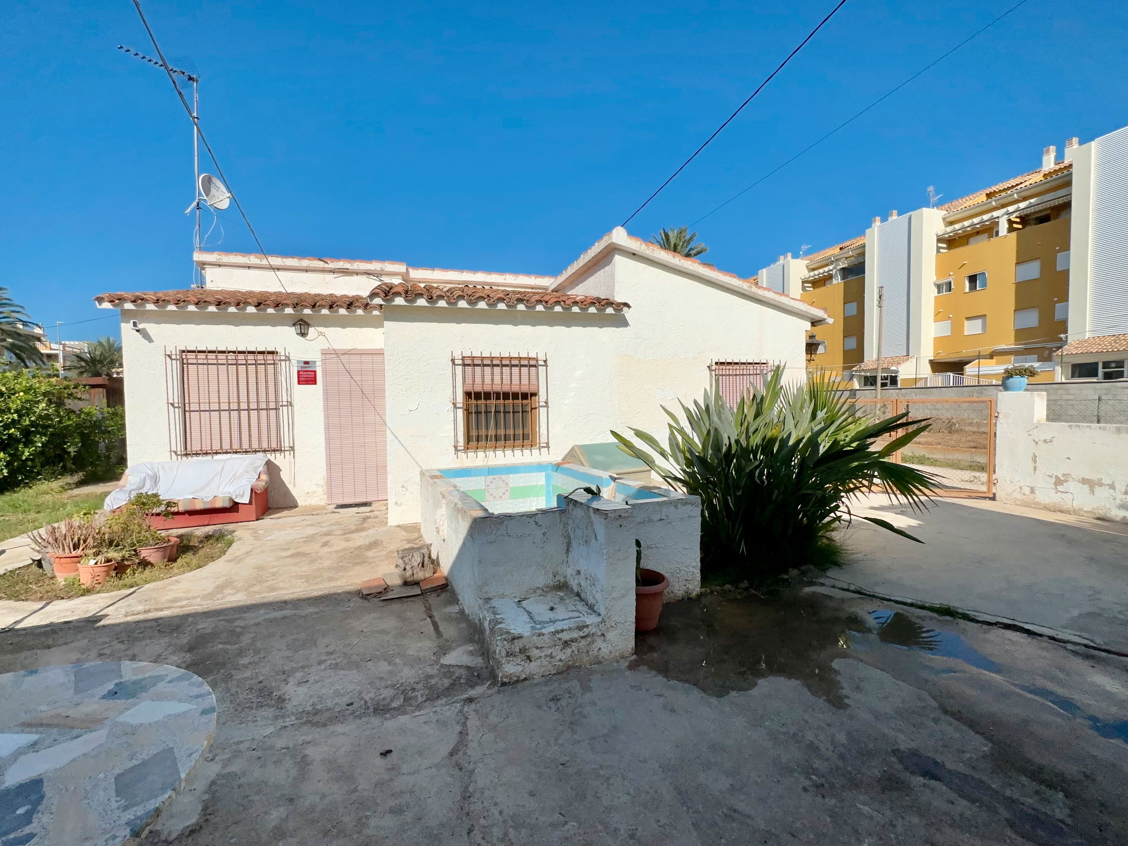 Exterior view of Country house for sale in Dénia  with Private garden and Storage room