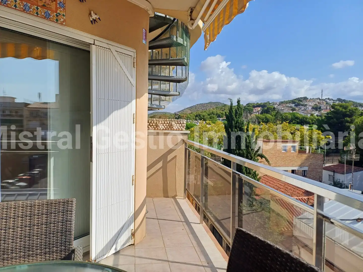 Terrasse von Dachboden zum Verkauf in Calafell mit Klimaanlage, Terrasse und Abstellraum