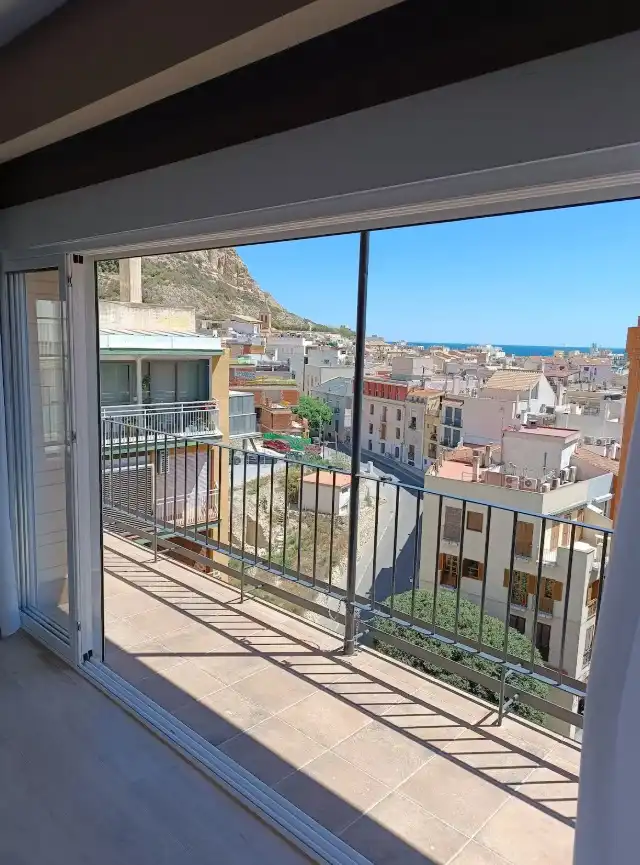 Vista exterior de Apartament de lloguer en Alicante / Alacant amb Aire condicionat, Calefacció i Parquet