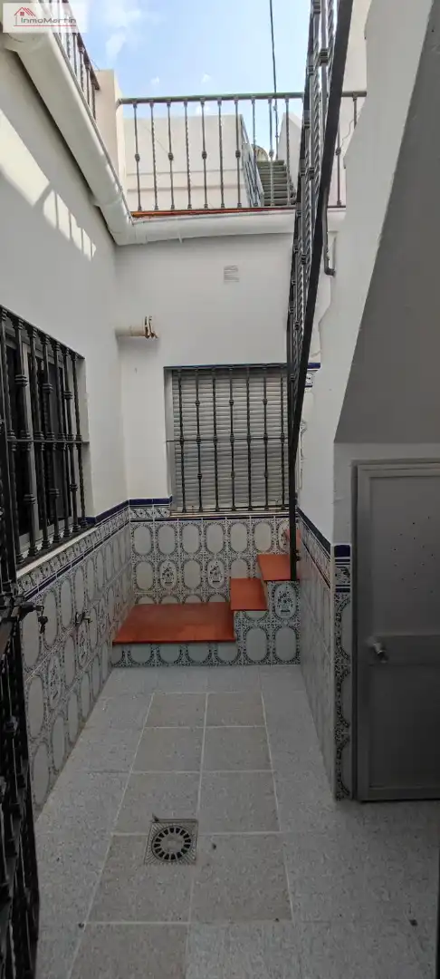 Casa adosada en venta en Alcalá del Río con Aire acondicionado, Terraza y Trastero