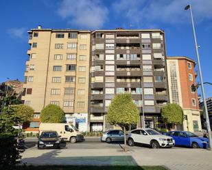Vista exterior de Local en venda en  Pamplona / Iruña
