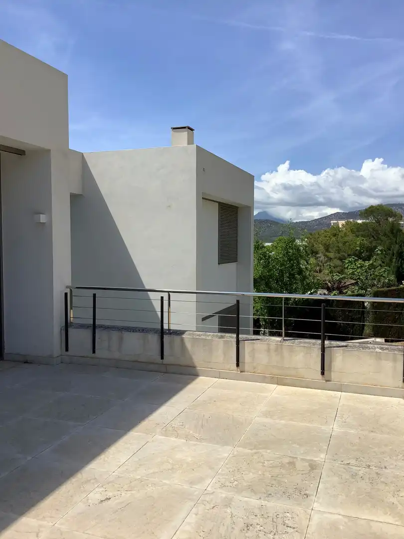 Außenansicht von Haus oder Chalet zum Verkauf in Calvià mit Klimaanlage, Privatgarten und Terrasse