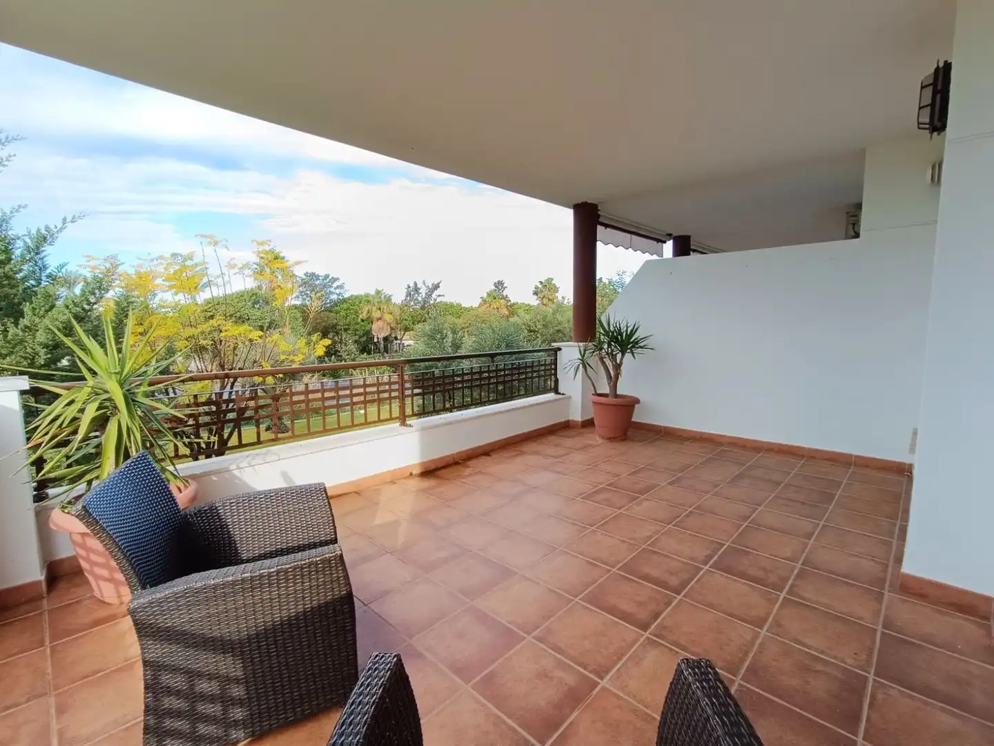 Terrasse von Wohnung zum Verkauf in El Rompido mit Klimaanlage, Terrasse und Möbliert