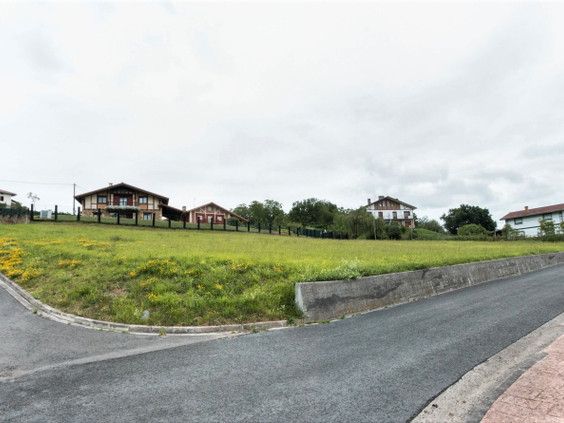 Residencial en venda en Ajangiz
