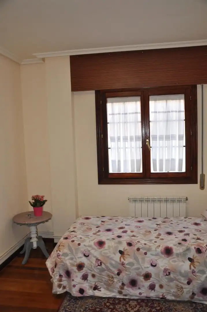 Habitación de Casa o chalet en venta en Castro-Urdiales con Calefacción, Jardín privado y Terraza