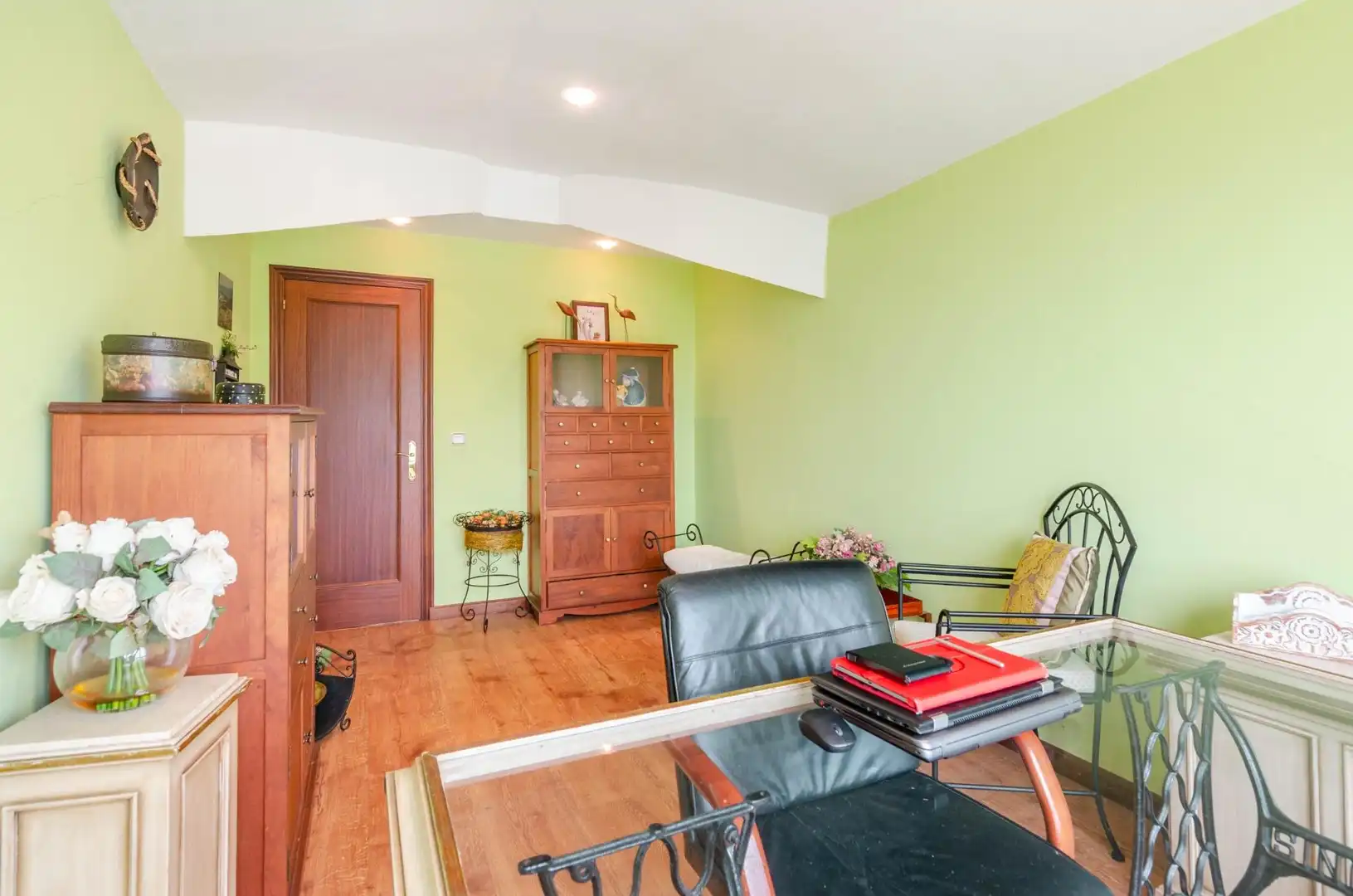 Sala de estar de Casa o chalet en venta en Pravia con Calefacción, Jardín privado y Parquet