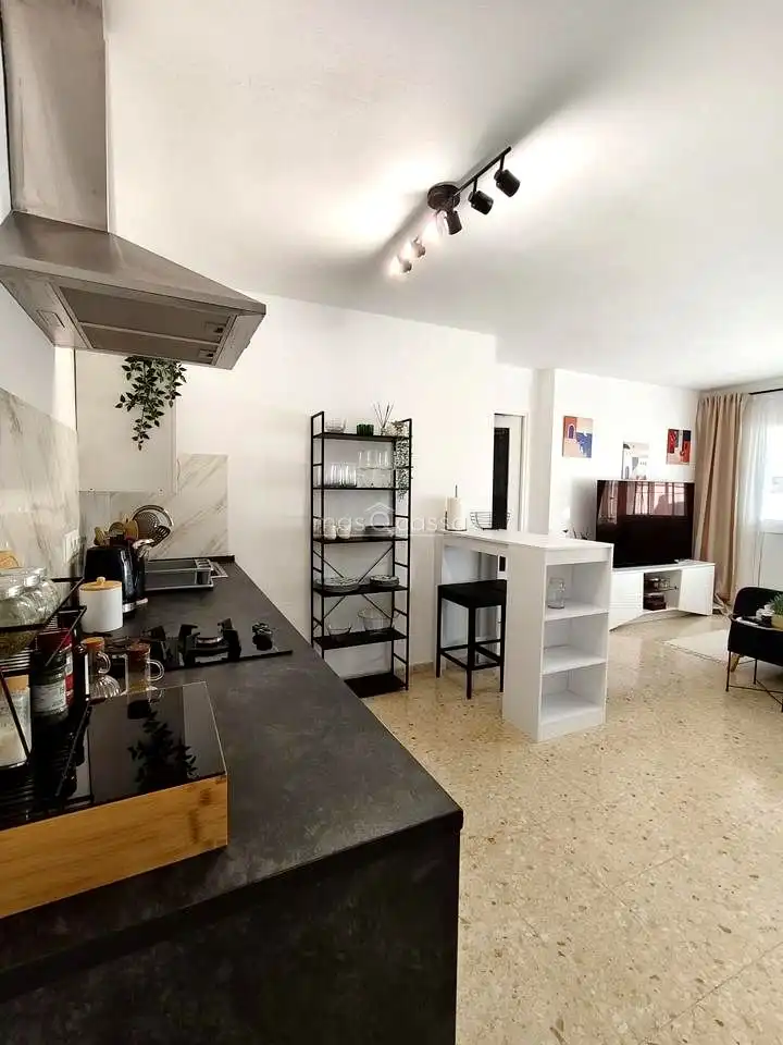 Cuina de Estudi de lloguer en La Línea de la Concepción amb Terrassa