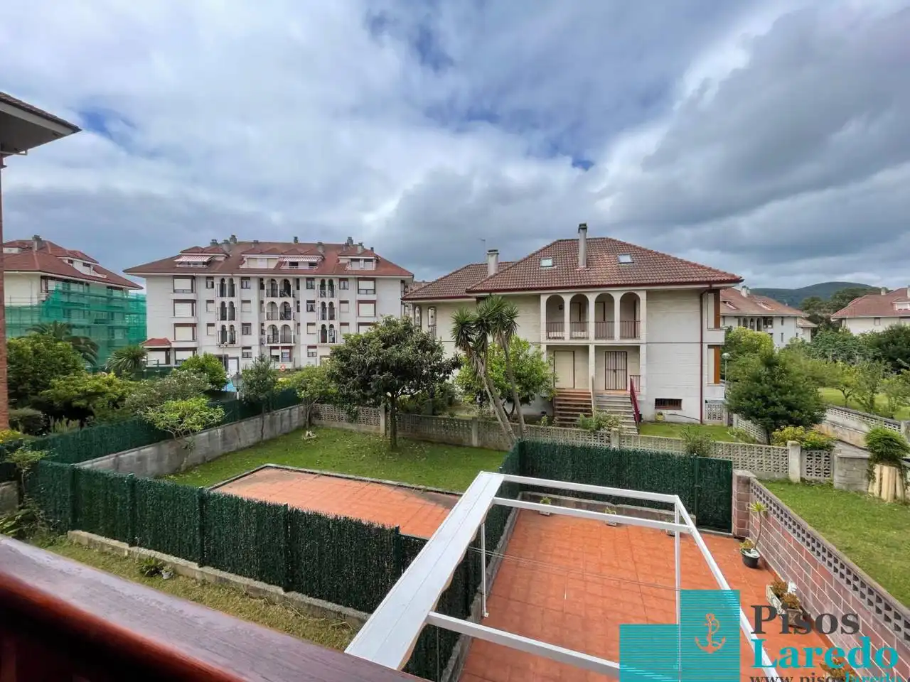 Vista exterior de Dúplex en venda en Noja amb Aire condicionat, Calefacció i Terrassa