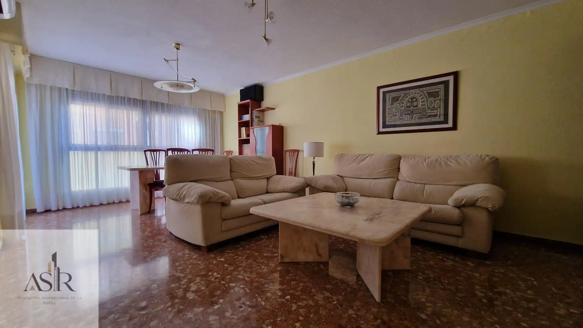 Piso con ascensor en venta en Casc Urbà