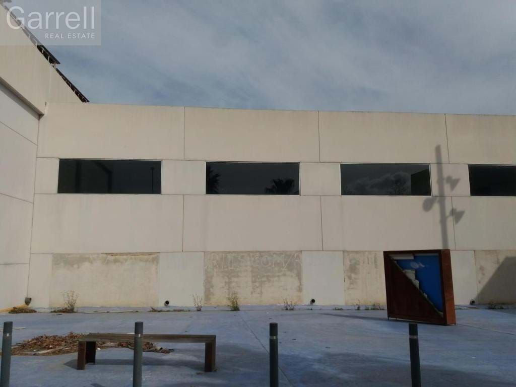 Vista exterior de Local en venda en Amposta