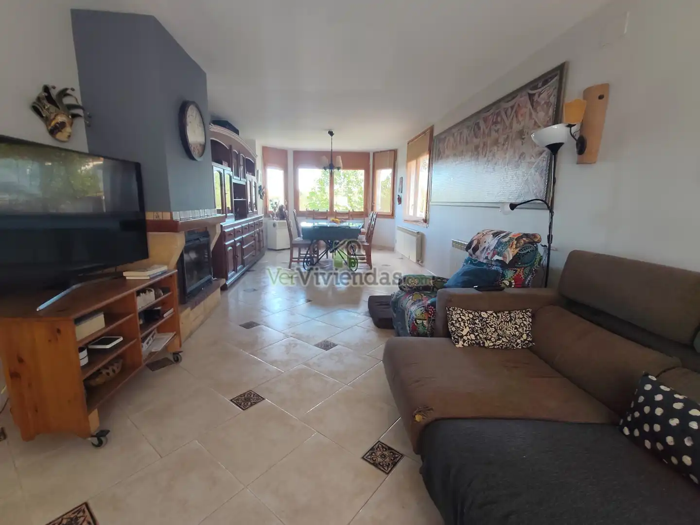 Sala d'estar de Casa o xalet en venda en Vallirana amb Calefacció, Jardí privat i Terrassa
