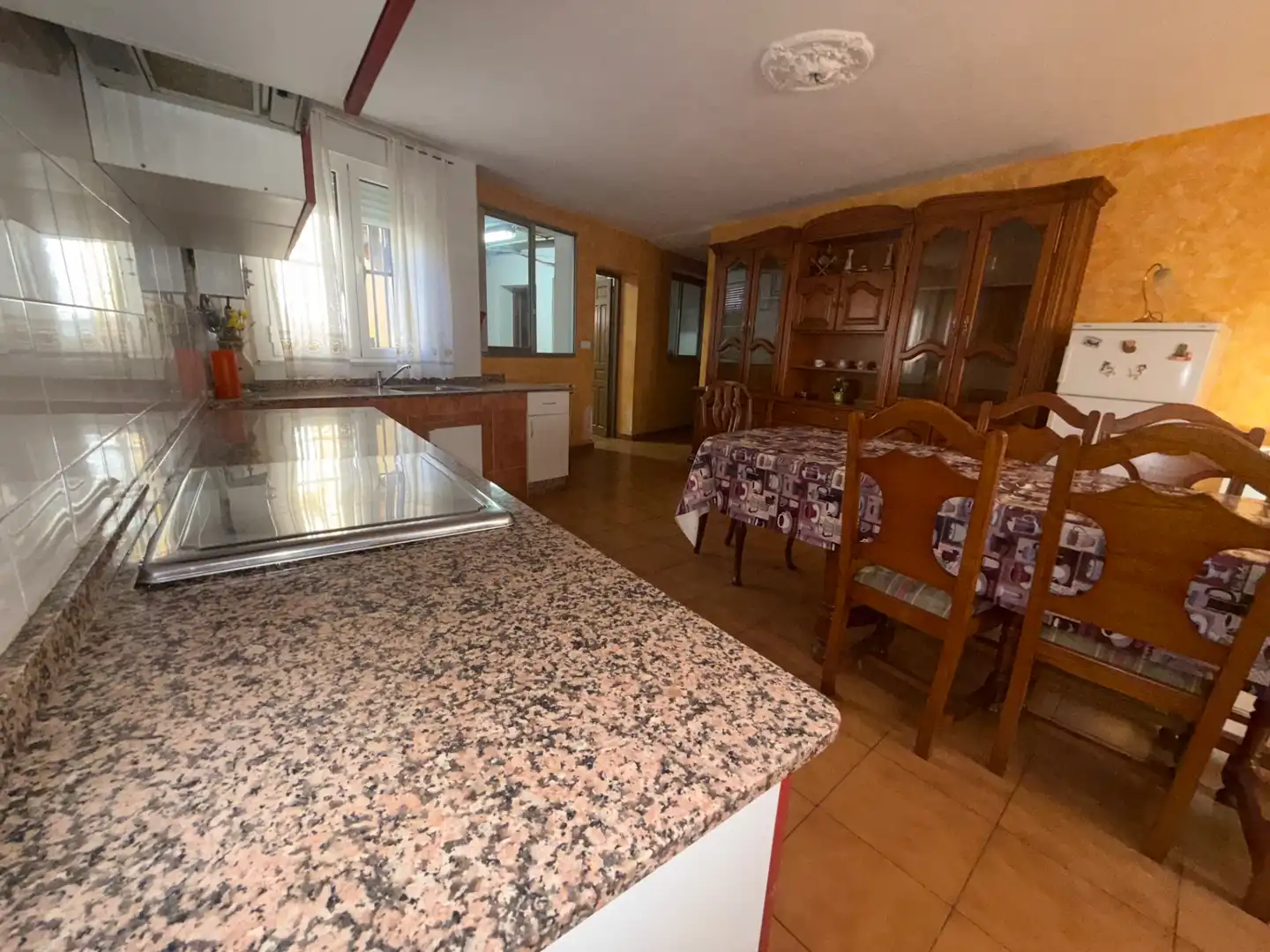 Kitchen of Detached homes for sale in Cubillos del Sil  with Heating, Private garden and Storage room