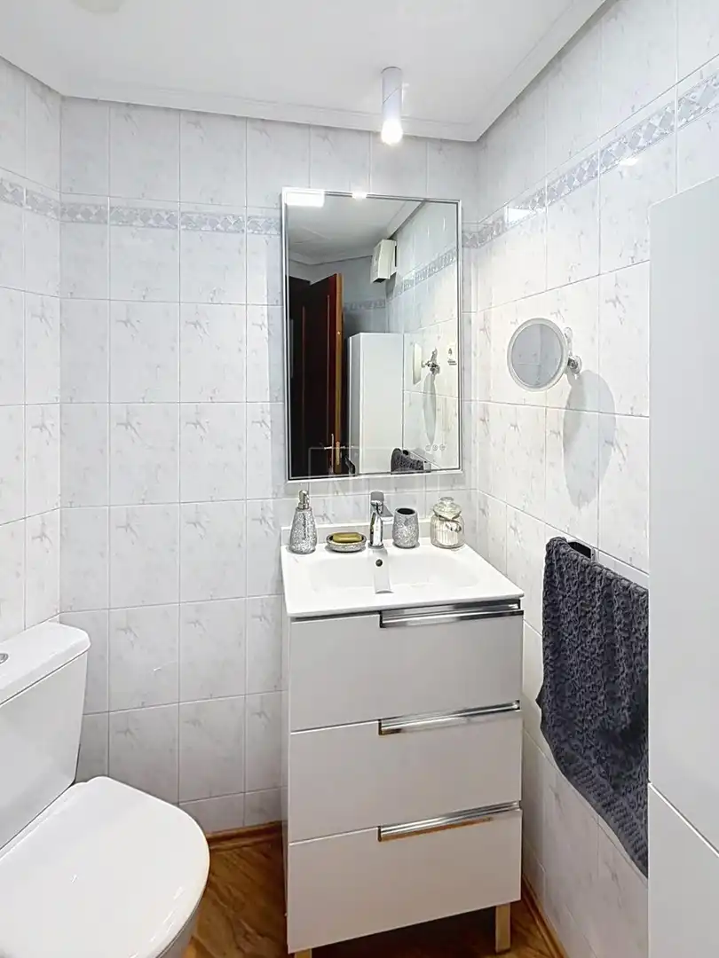 Bathroom of Flat for sale in Pinto  with Air Conditioner, Heating and Terrace