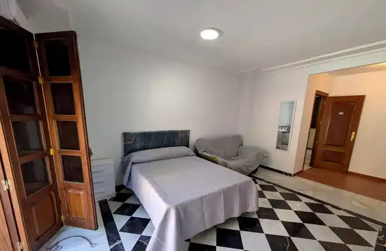 Habitación de Casa o chalet para compartir en Linares con Aire acondicionado, Terraza y Amueblado