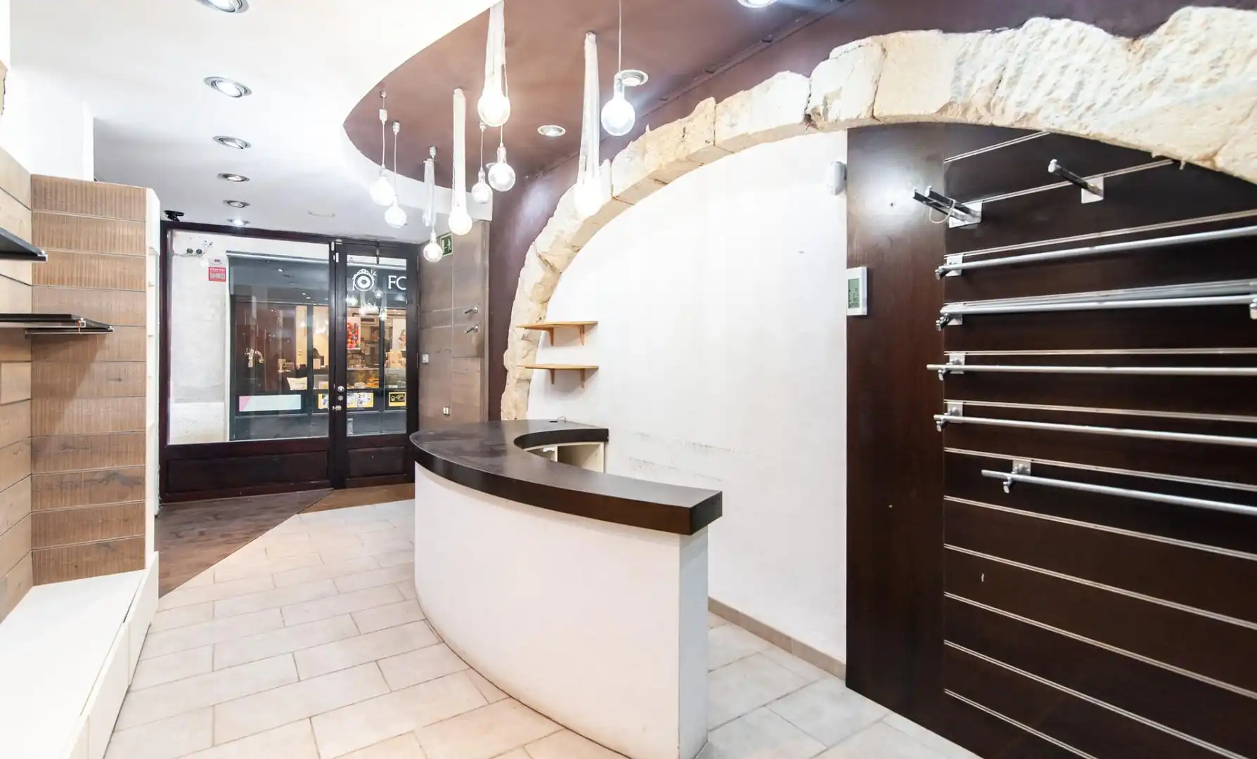 Local comercial de lloguer a Calle Santa Maria, imagen 6