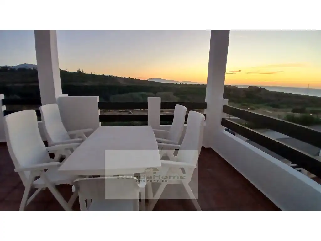 Vista exterior de Pis de lloguer en Manilva amb Terrassa