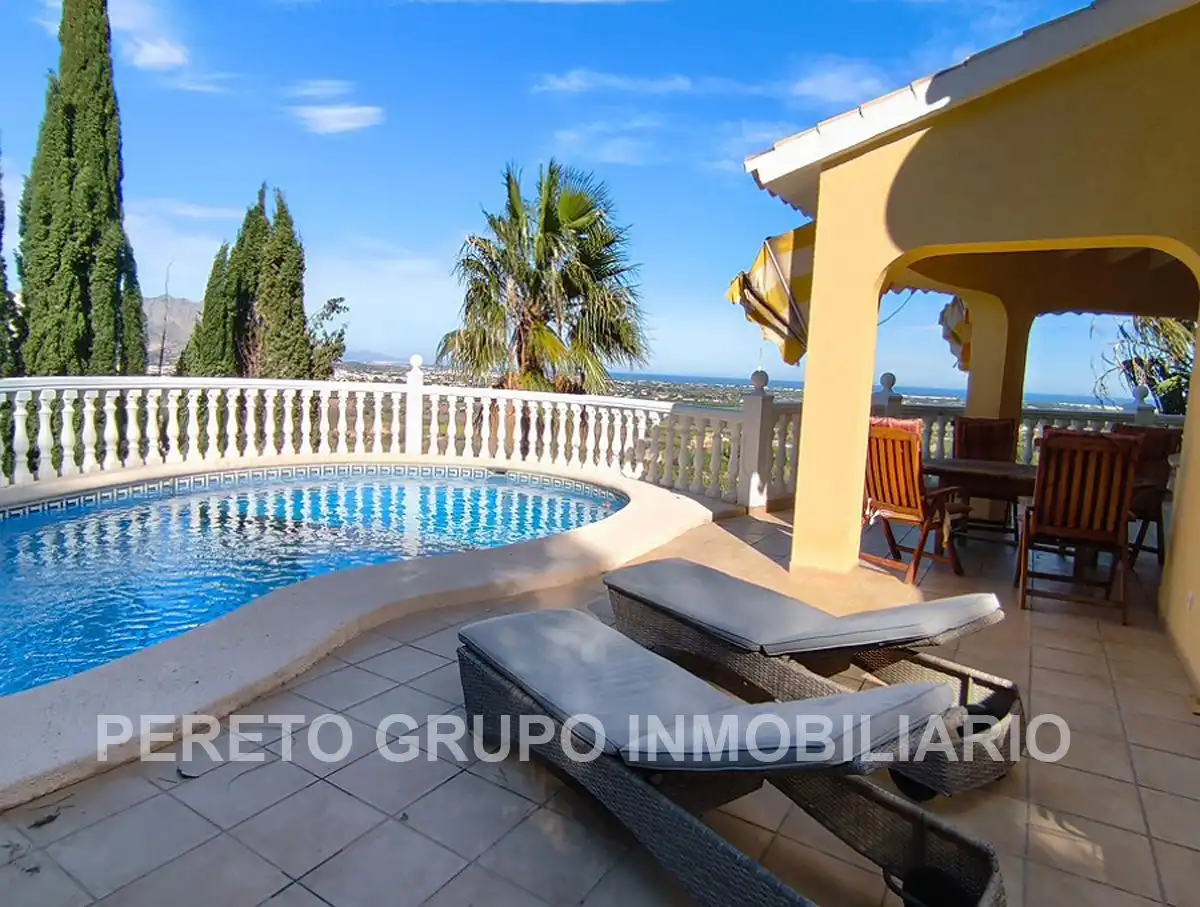 Villa avec piscine à vendre à La Sella