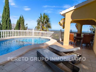 Villa con piscina in vendita a La Sella