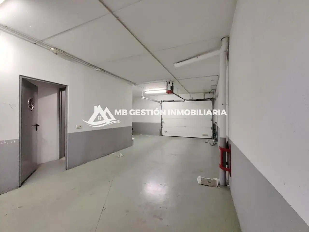 Detached homes for sale in Calle de Luarca, La Serna