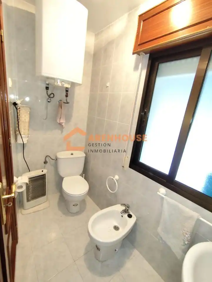 Houses for sale in Xunqueira de Ambía  with Heating, Storage room and Furnished